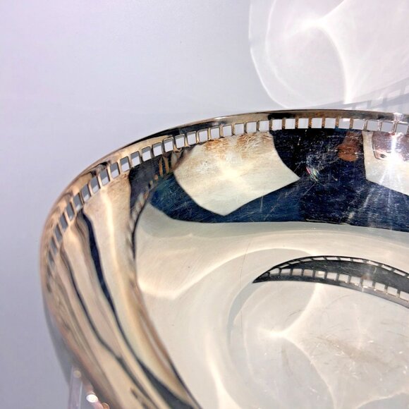 Skyscraper Design Bowl by Richard Meier for Swid Powell Silverplated 1980s 10" - Picture 4 of 16